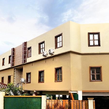 Omah Pelem Syariah Hostel Semarang Kültér fotó