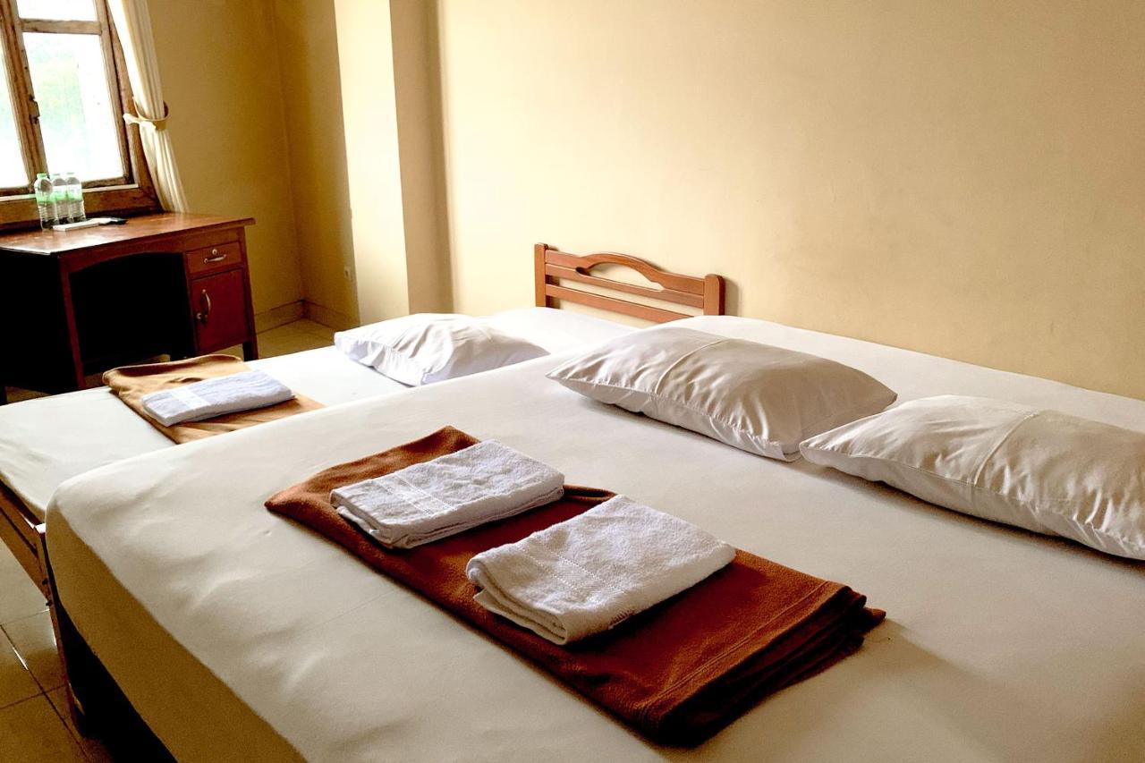 Omah Pelem Syariah Hostel Semarang Kültér fotó