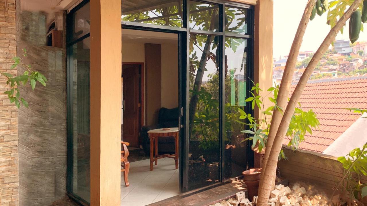 Omah Pelem Syariah Hostel Semarang Kültér fotó