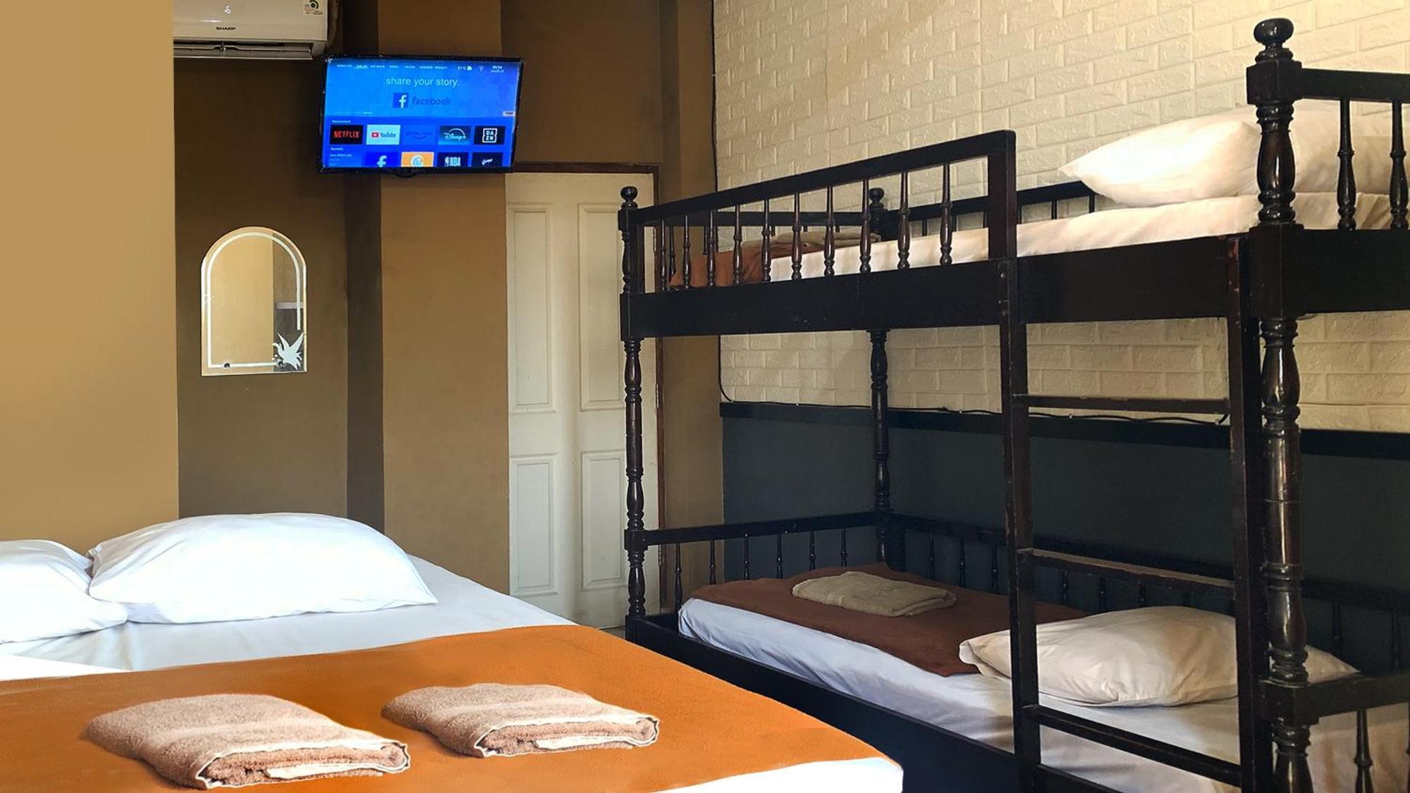 Omah Pelem Syariah Hostel Semarang Kültér fotó