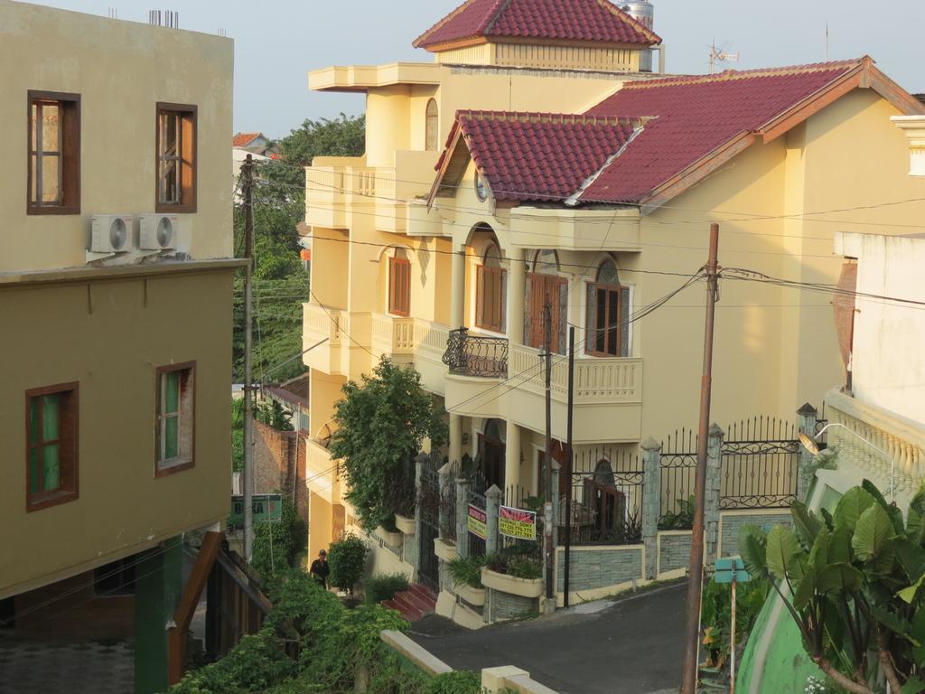 Omah Pelem Syariah Hostel Semarang Kültér fotó