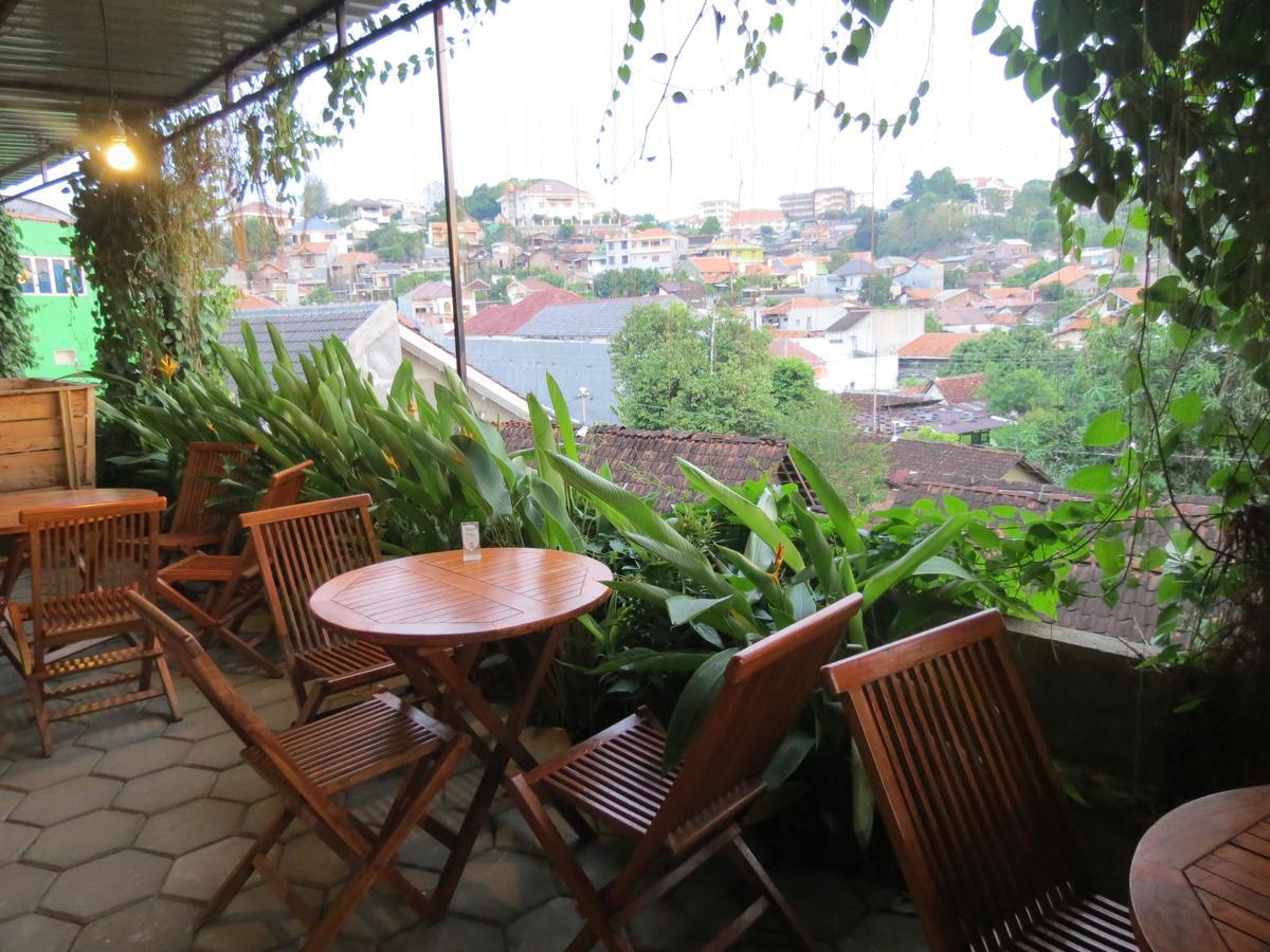 Omah Pelem Syariah Hostel Semarang Kültér fotó
